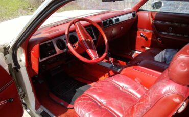 Chrysler-300-1979-white-5