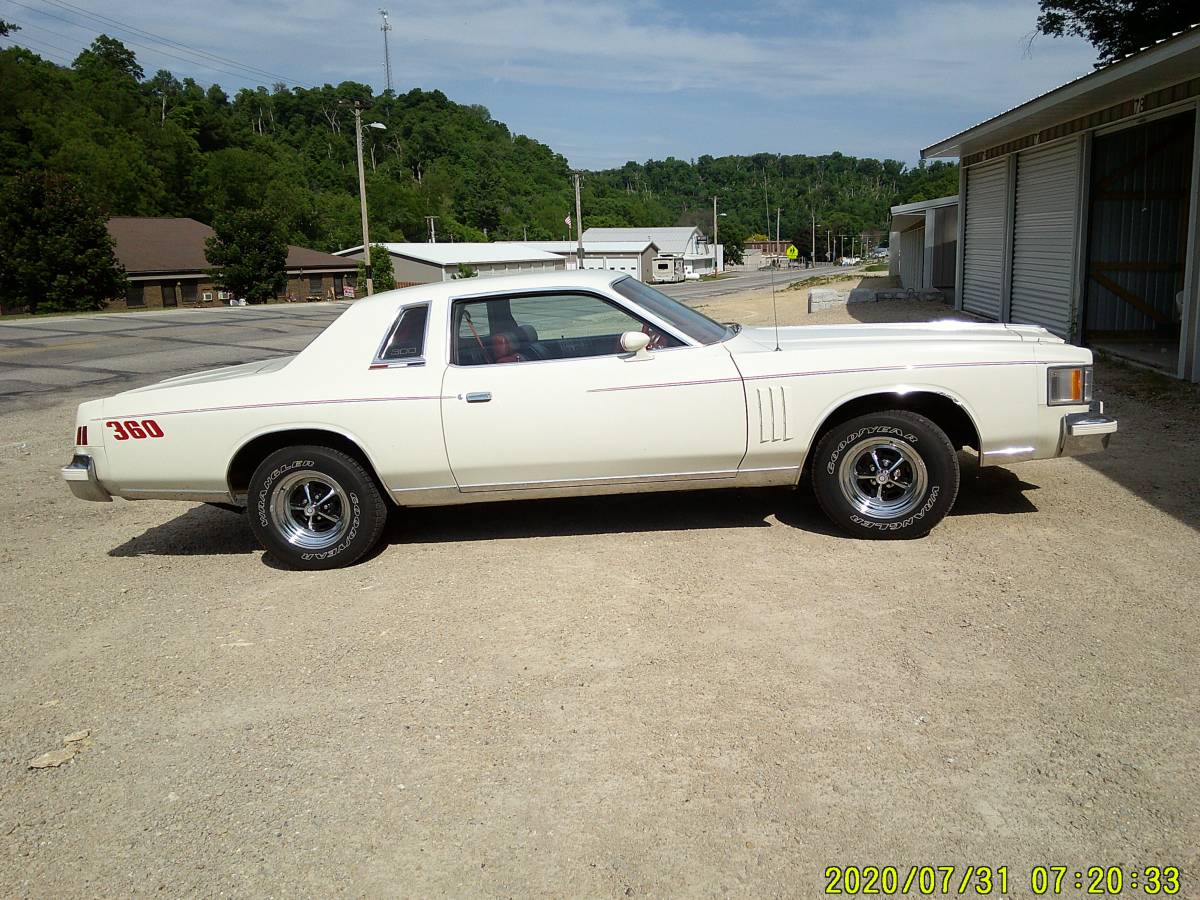 Chrysler-300-1979-white-7