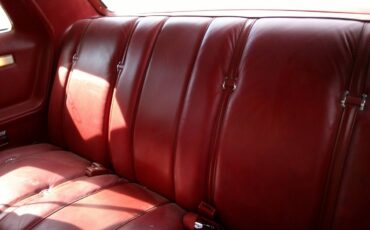 Chrysler-300-1979-white-8