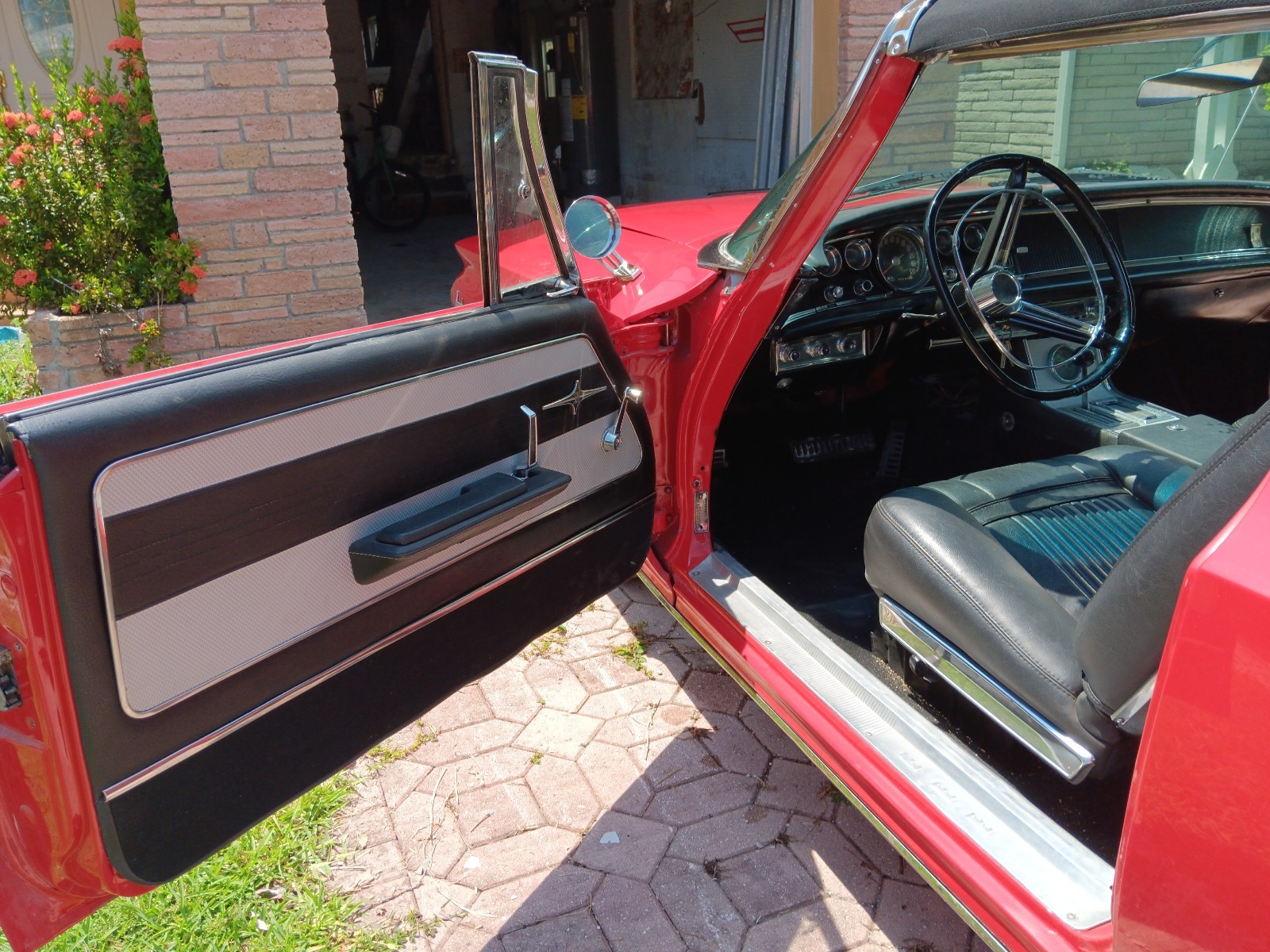 Chrysler-300-Series-1964-Convertible-10