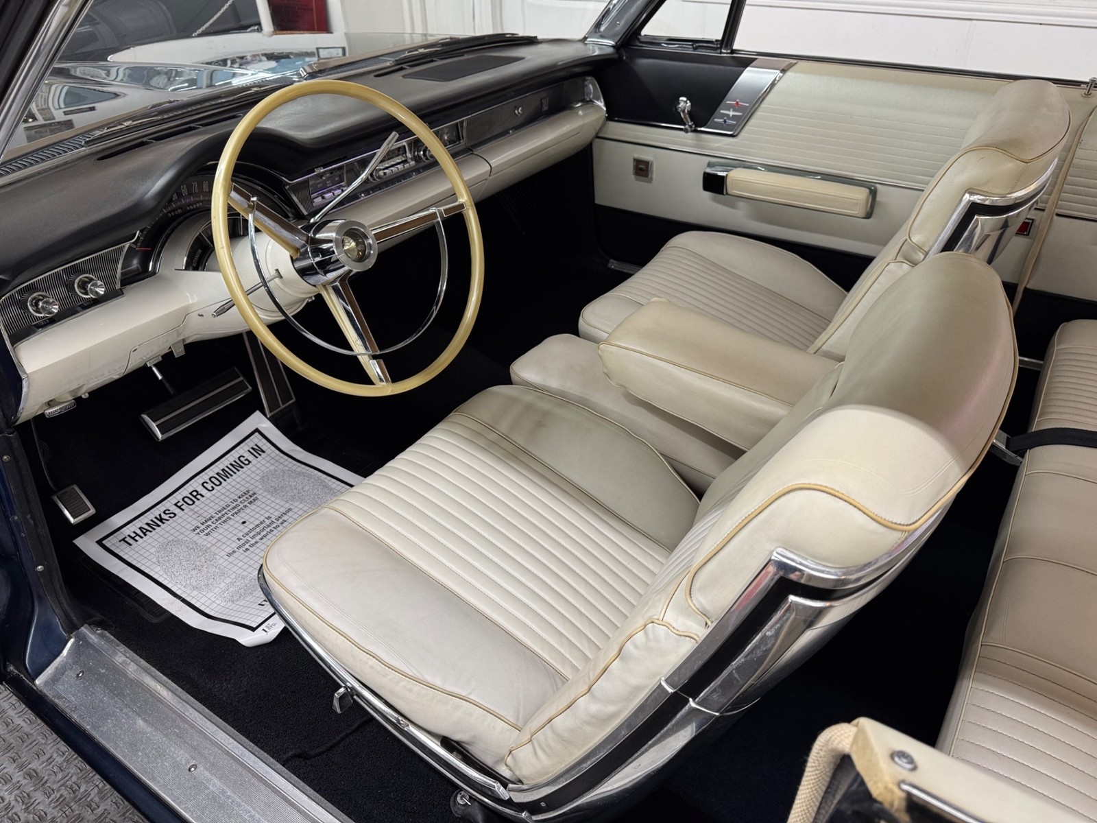 Chrysler-300-Series-1966-14