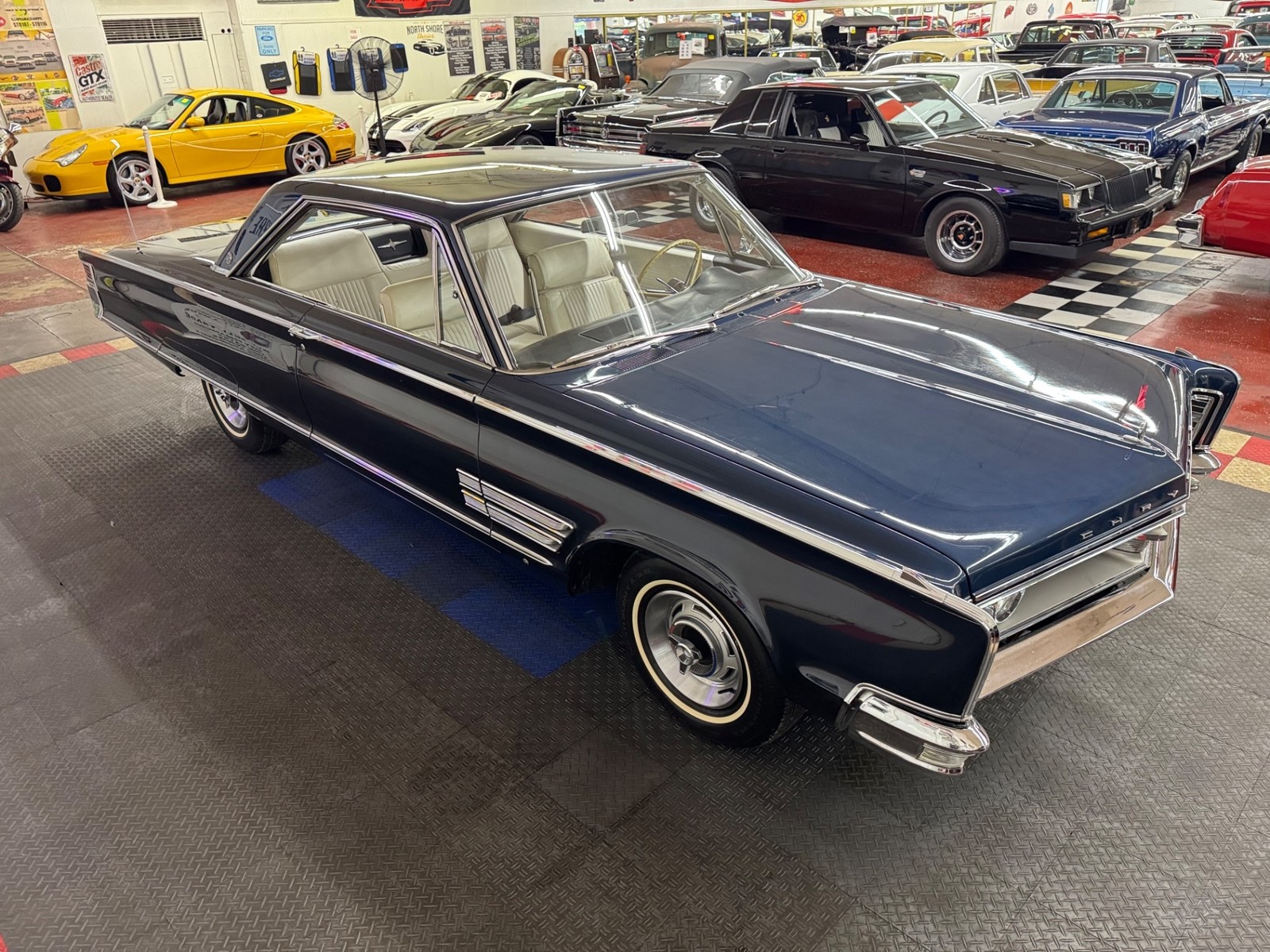 Chrysler-300-Series-1966-20