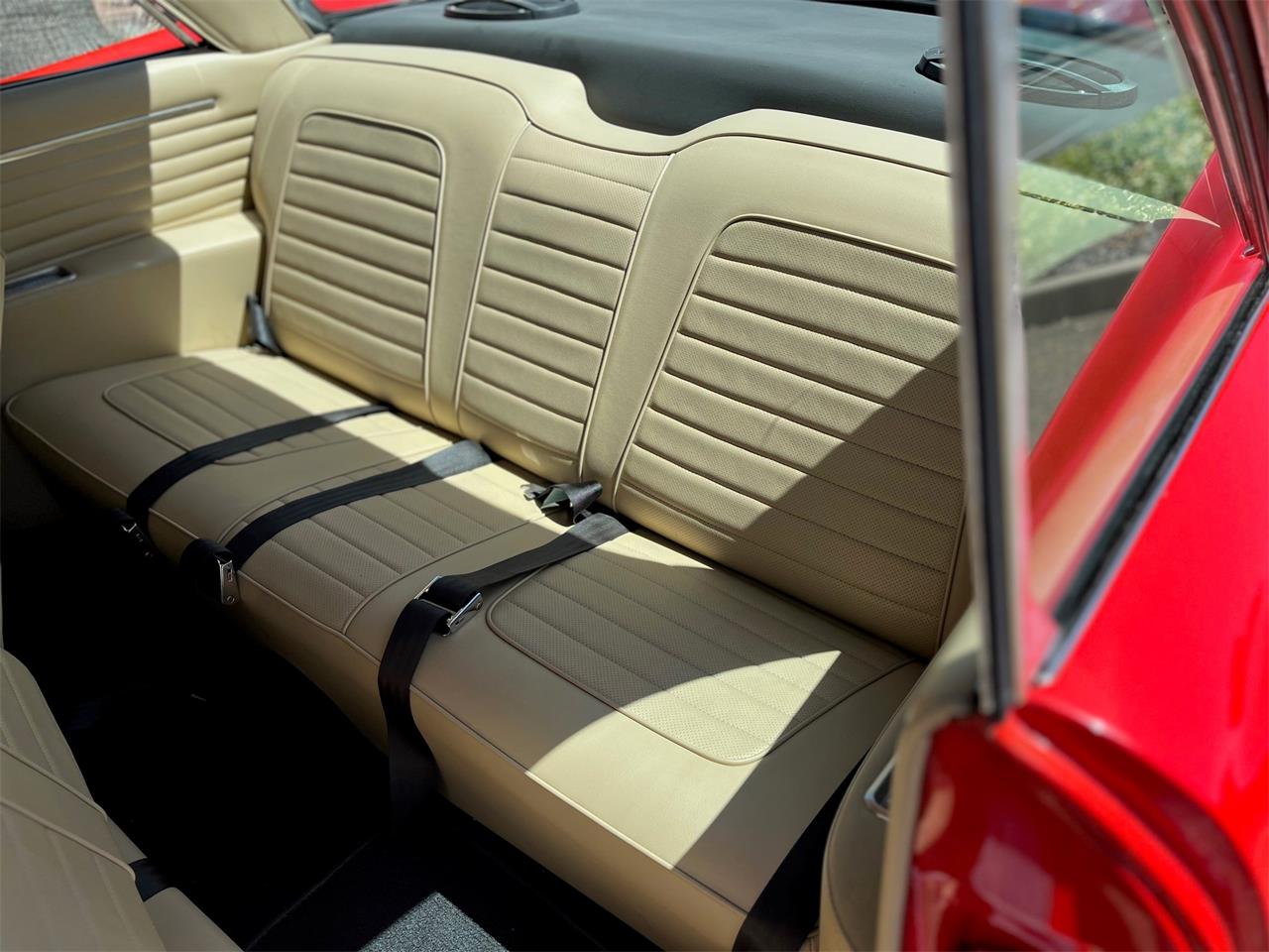 Chrysler-300c-1957-Red-Tan-12