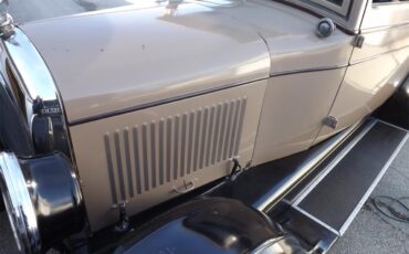Chrysler-50-1927-TAN-amp-BLACK-BLACK-5