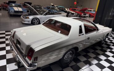 Chrysler-Cordoba-1979-Coupe-15