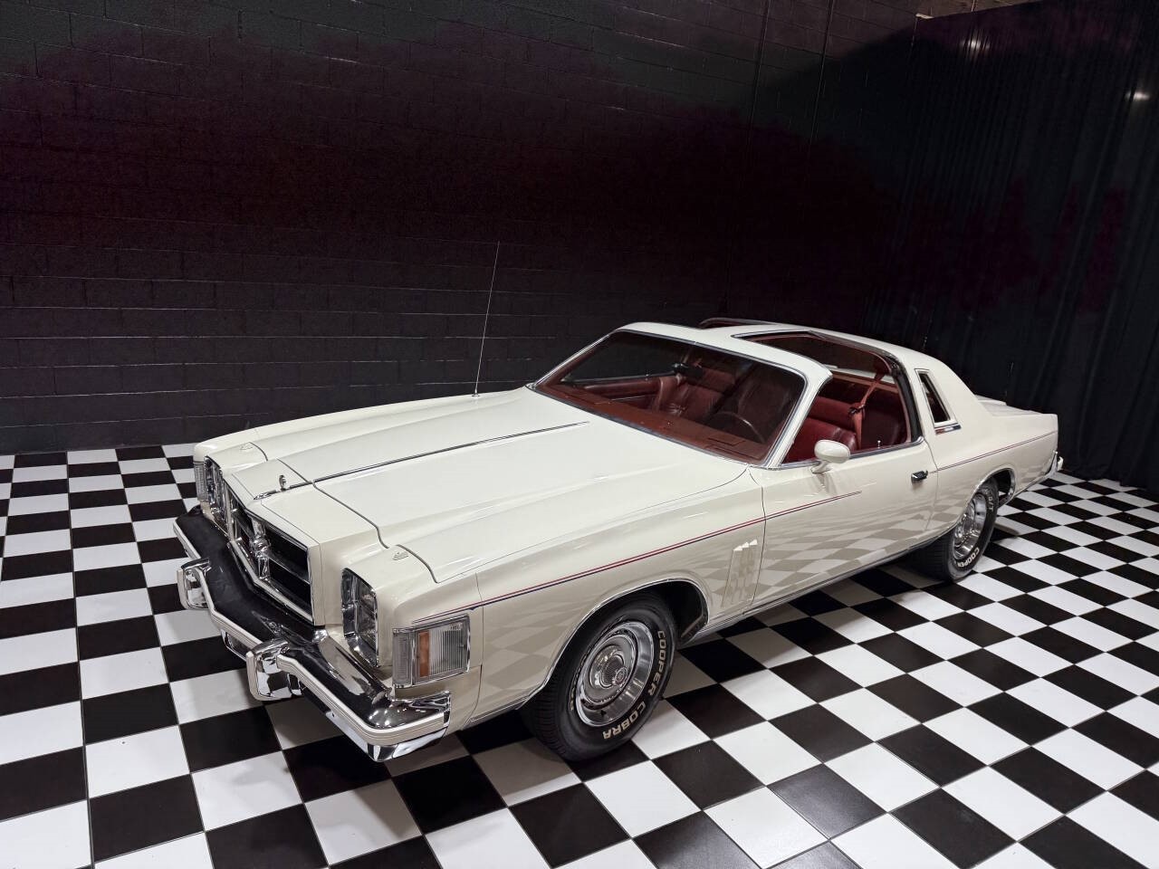 Chrysler-Cordoba-1979-Coupe-17