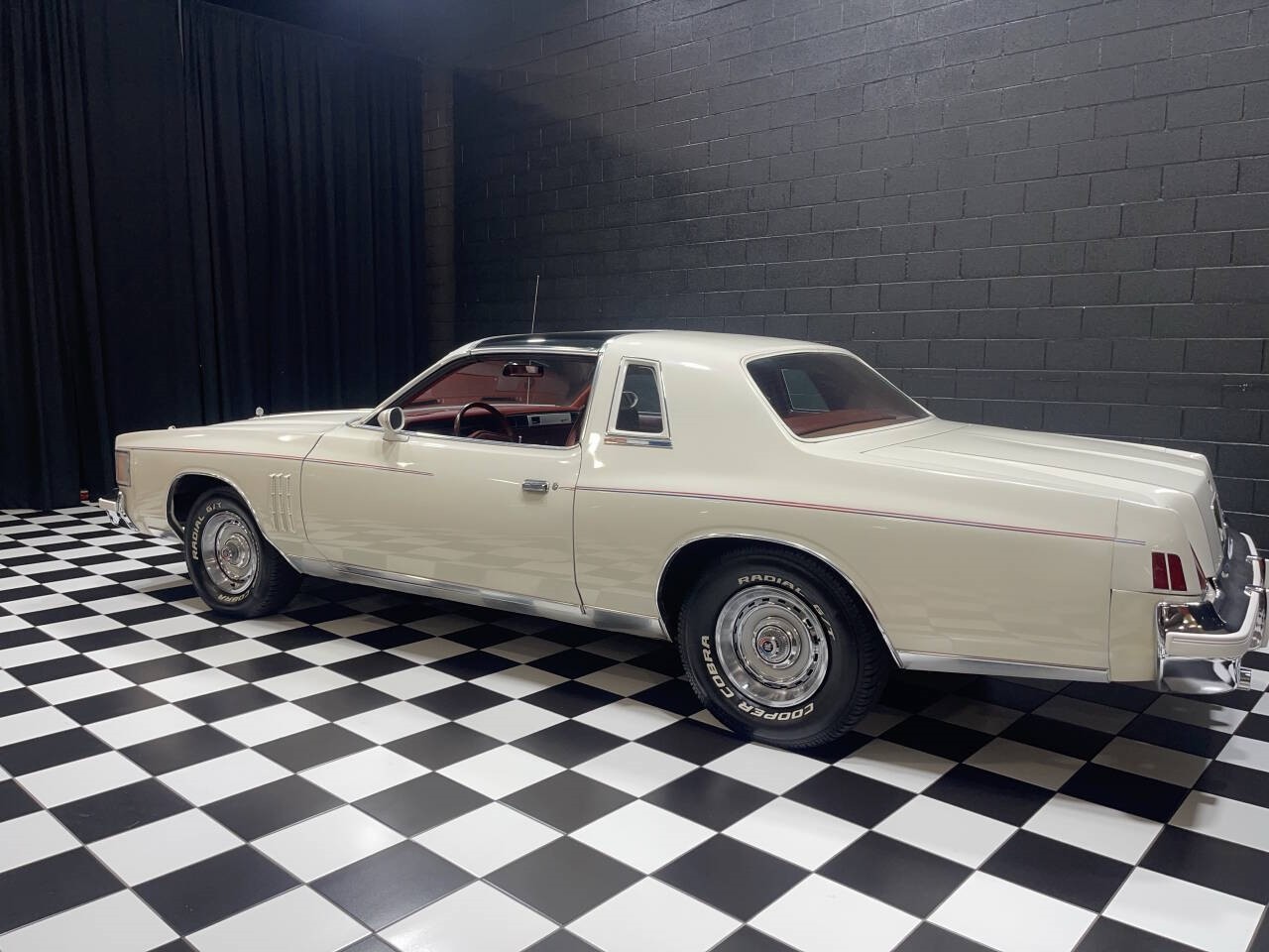 Chrysler-Cordoba-1979-Coupe-19