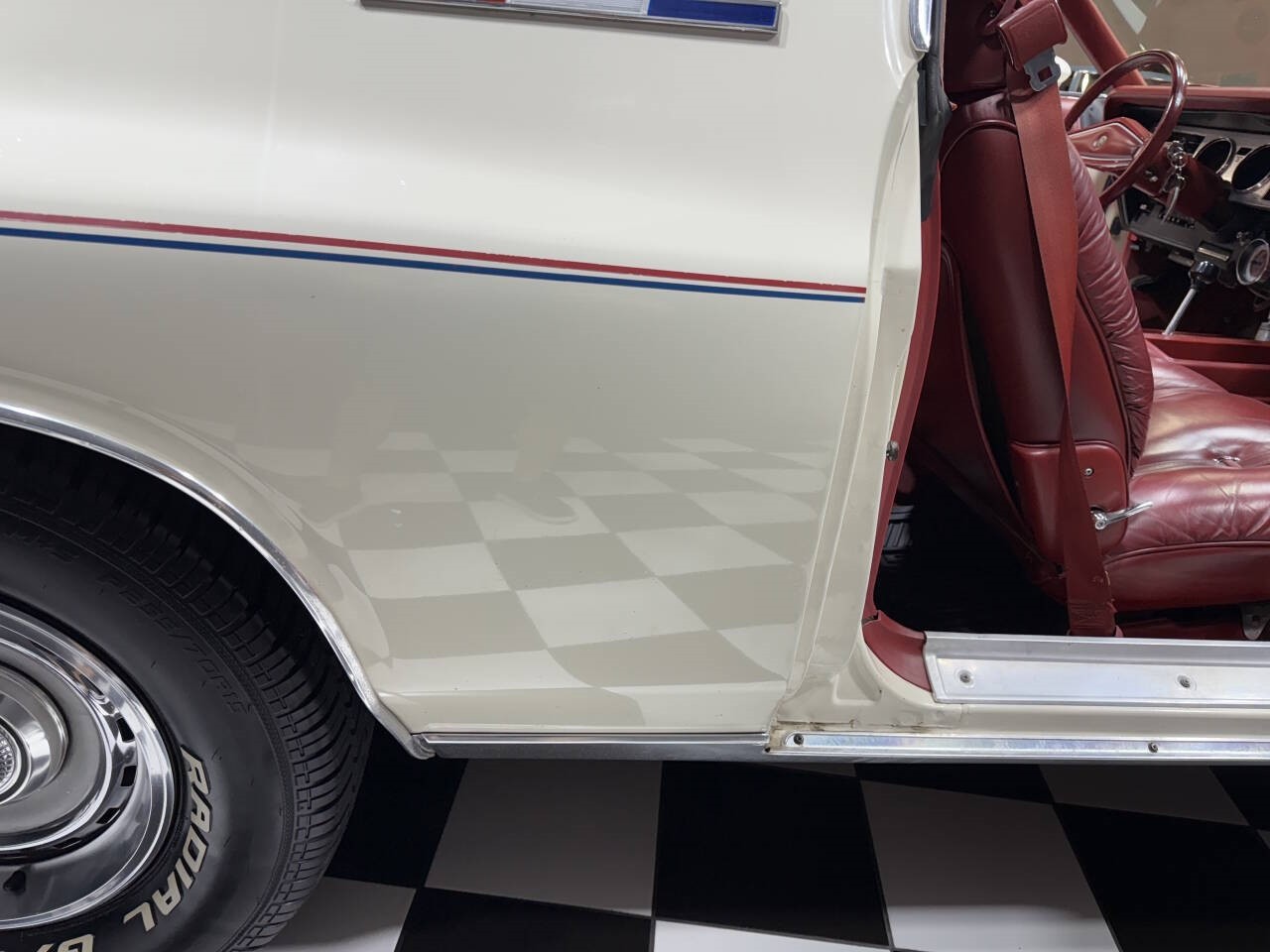 Chrysler-Cordoba-1979-Coupe-32