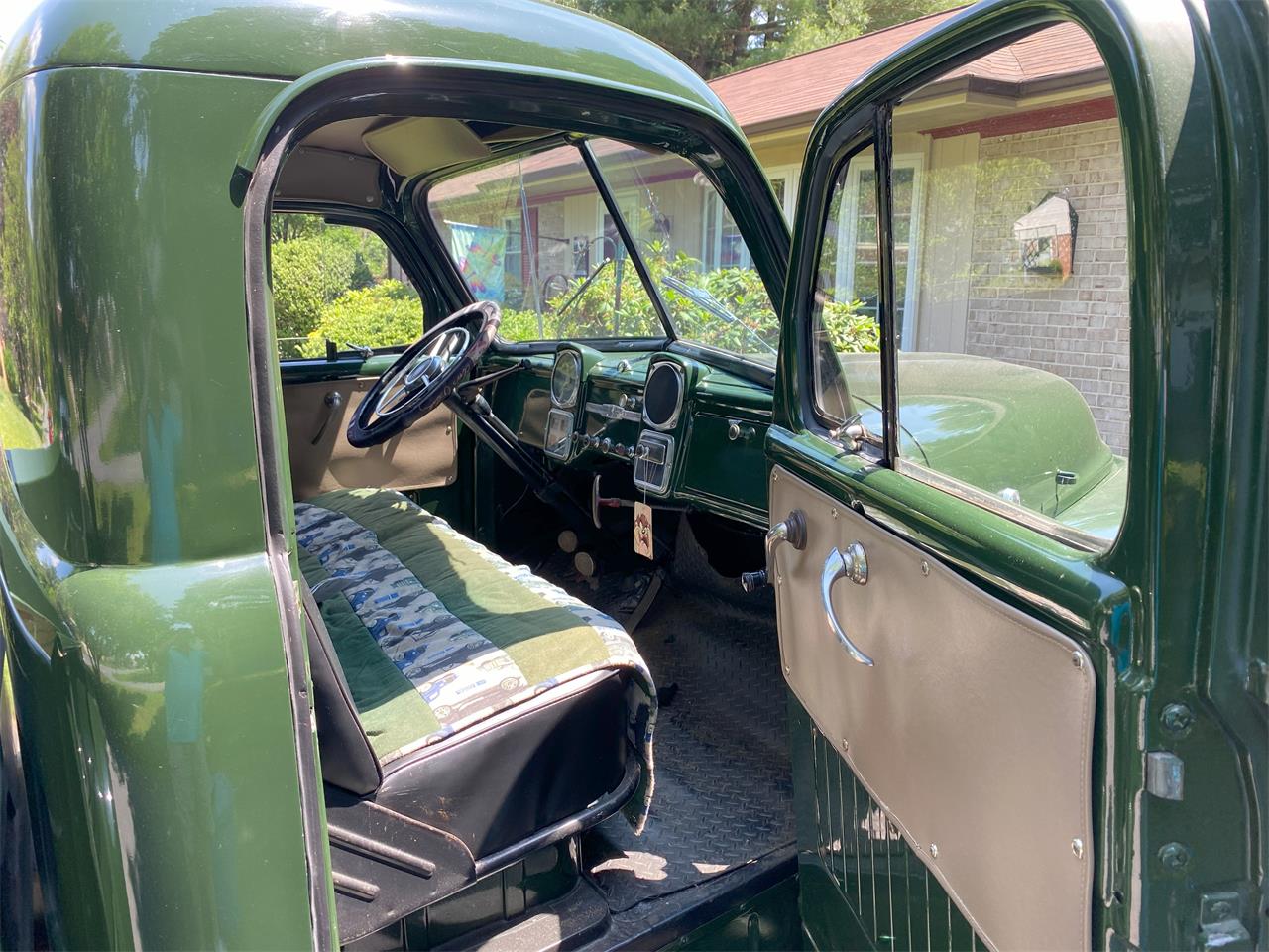 Chrysler-Fargo-1951-Green-Green-7