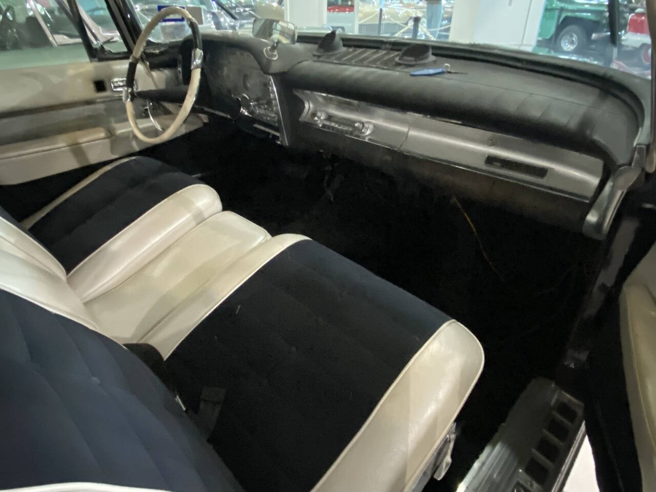 Chrysler-Imperial-1959-Sedan-21