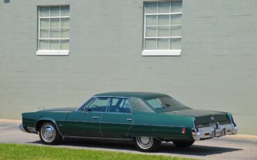 Chrysler-Imperial-1975-Sedan-1