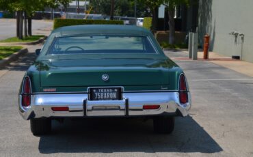 Chrysler-Imperial-1975-Sedan-2