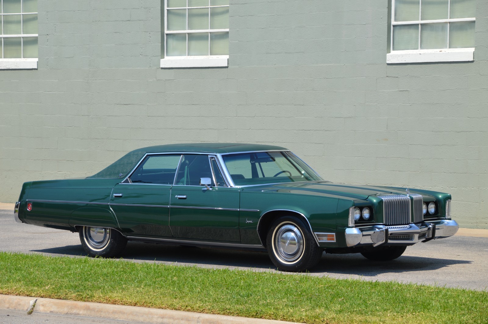 Chrysler-Imperial-1975-Sedan-5