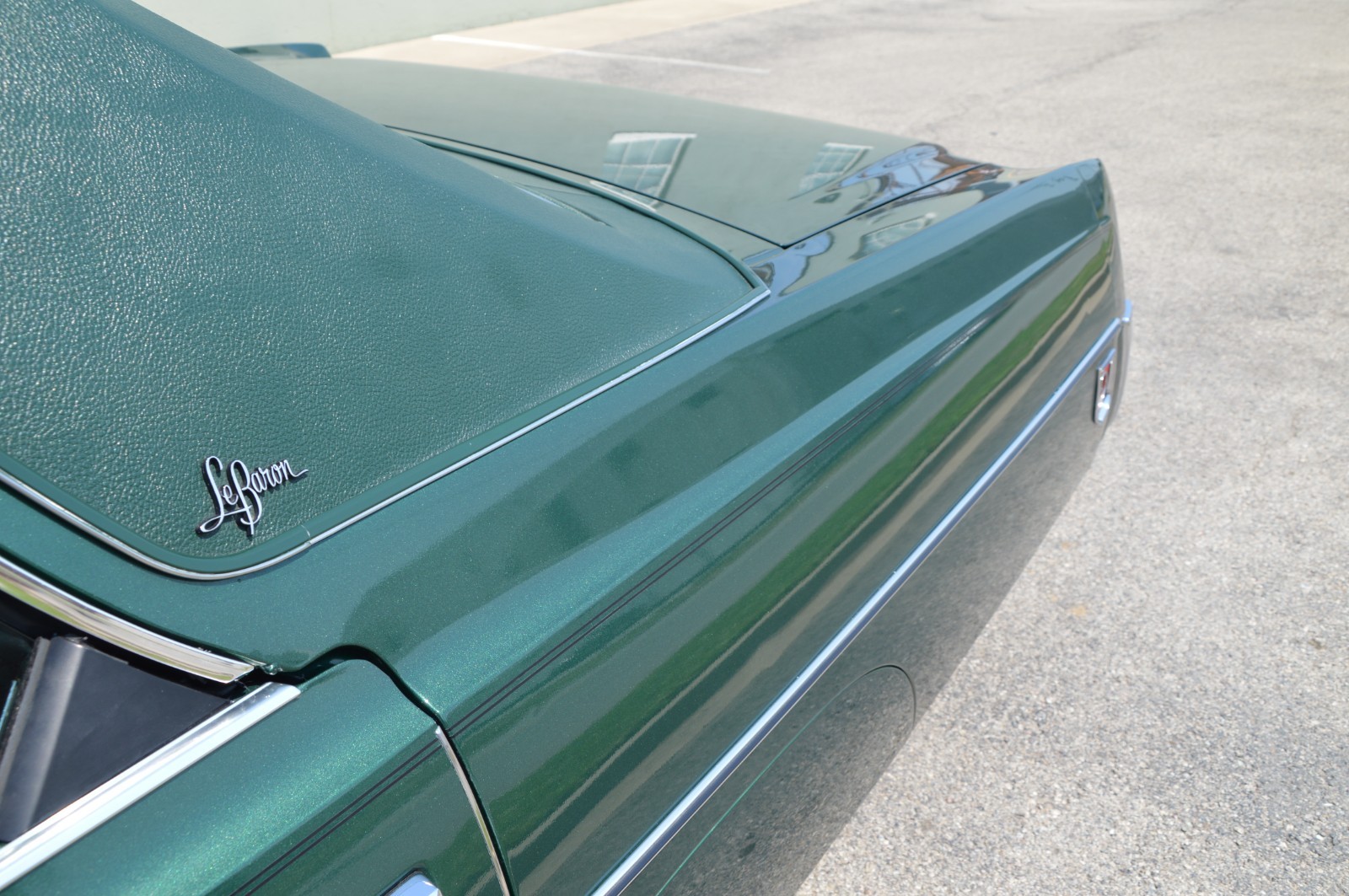 Chrysler-Imperial-1975-Sedan-7