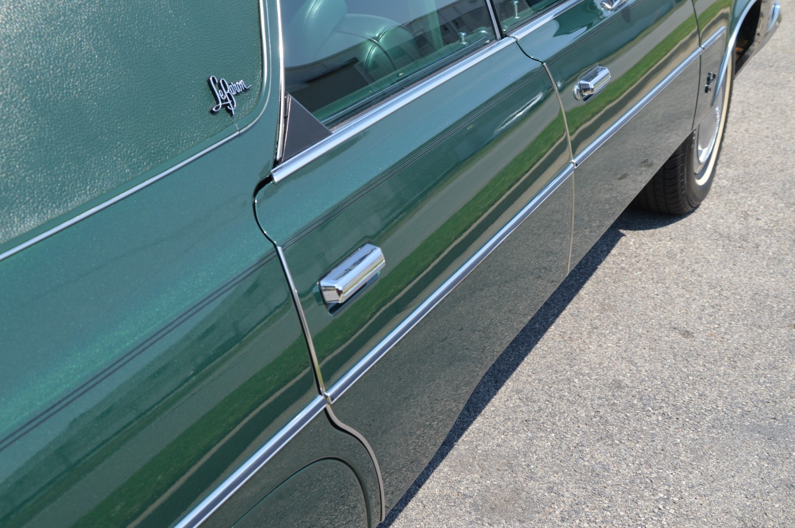 Chrysler-Imperial-1975-Sedan-9