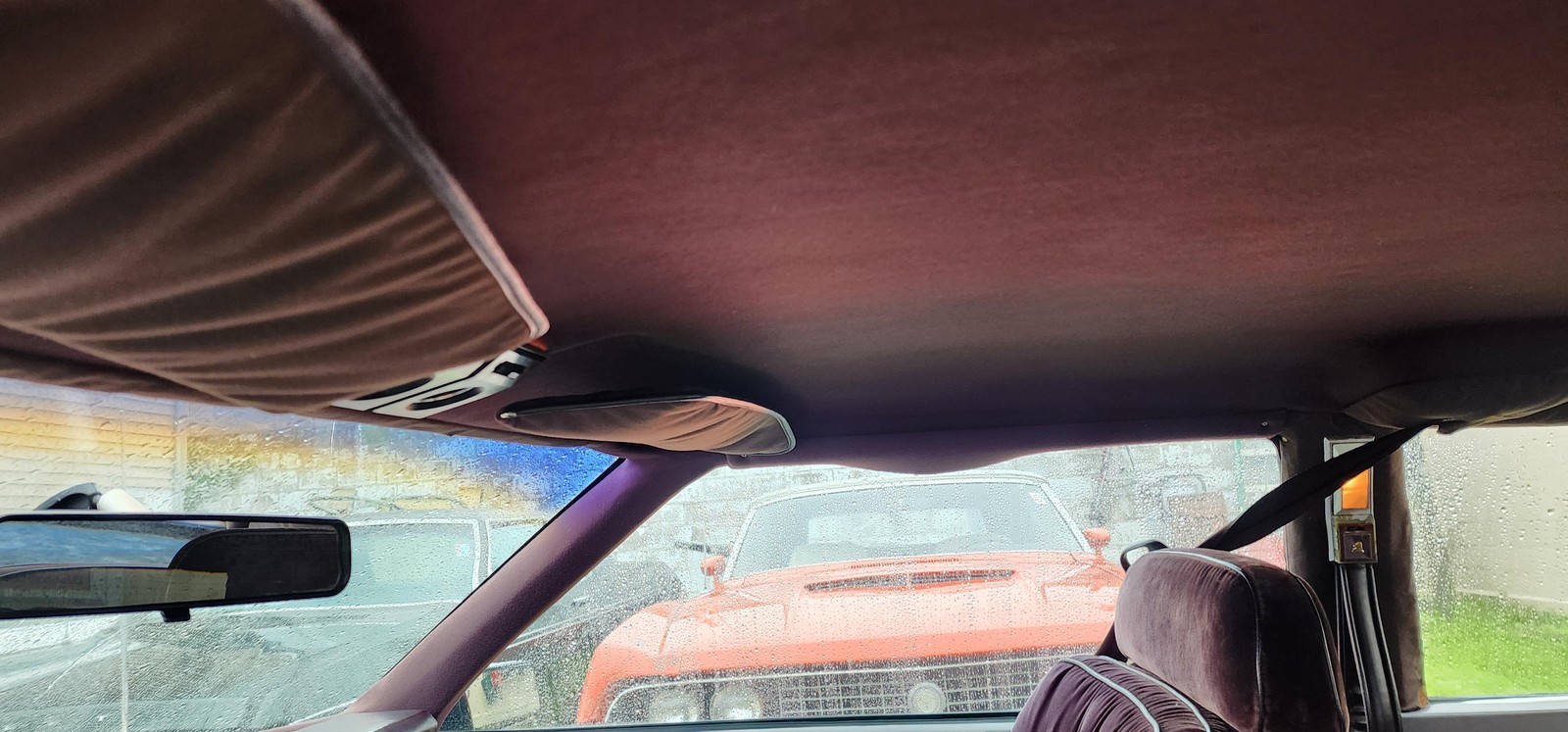 Chrysler-Imperial-1982-2-dr-37