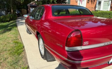 Chrysler-LHS-1995-Sedan-2