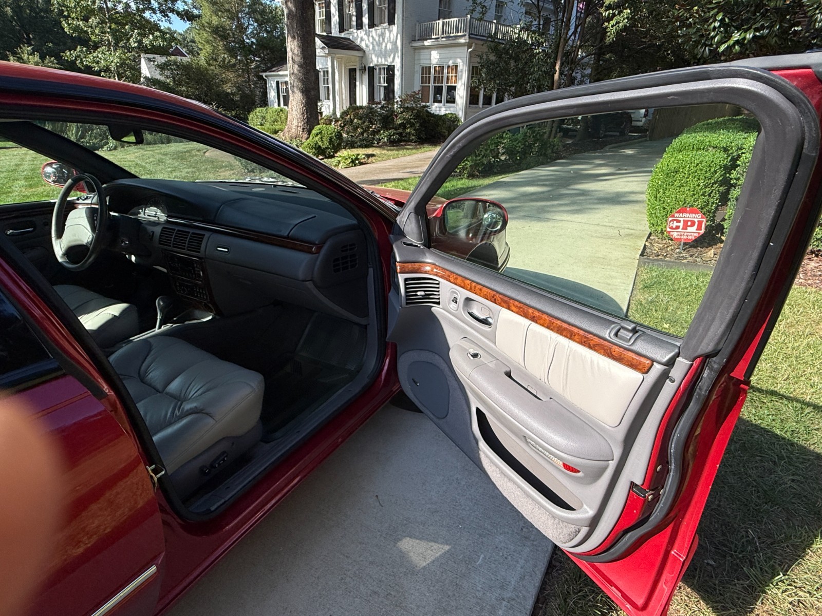 Chrysler-LHS-1995-Sedan-33