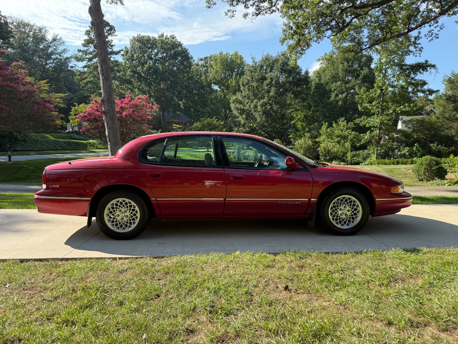Chrysler-LHS-1995-Sedan-5