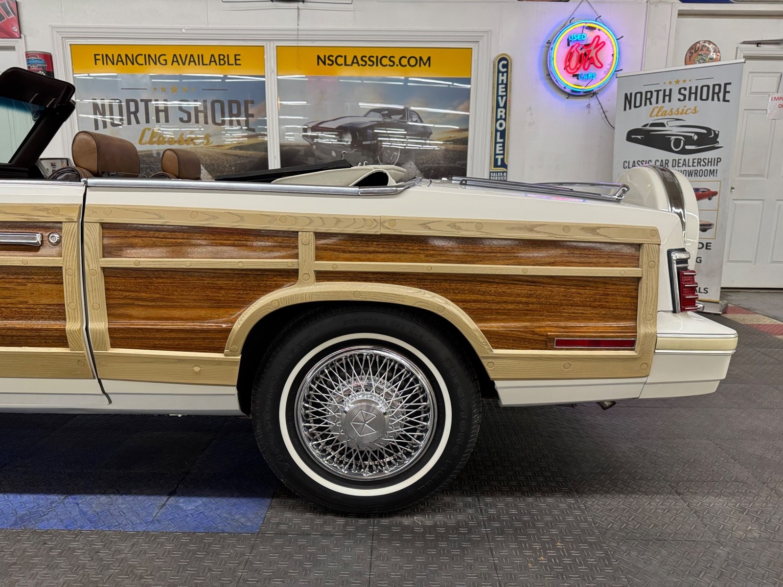 Chrysler-Le-Baron-1984-Convertible-29