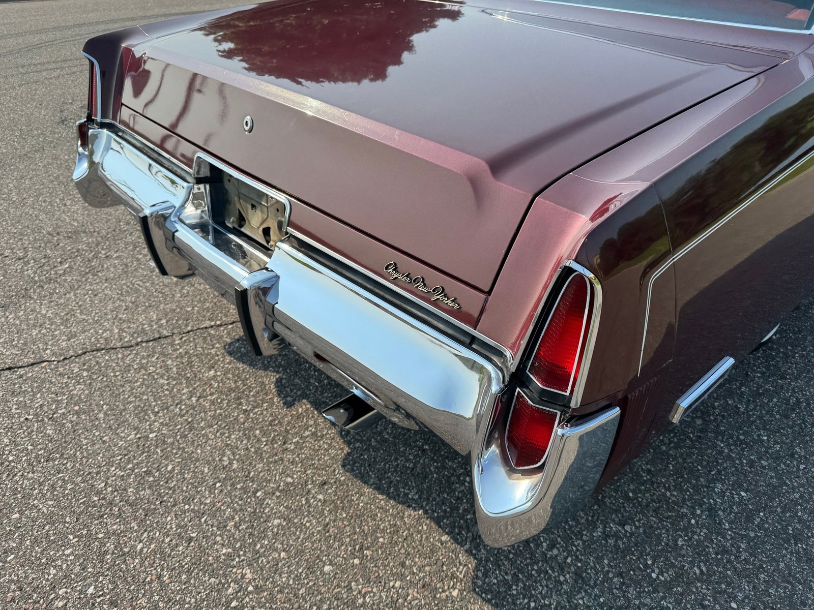 Chrysler-New-Yorker-Brougham-1977-Other-27