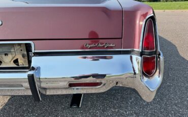 Chrysler-New-Yorker-Brougham-1977-Other-35