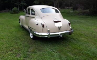 Chrysler-New-yorker-1948-1