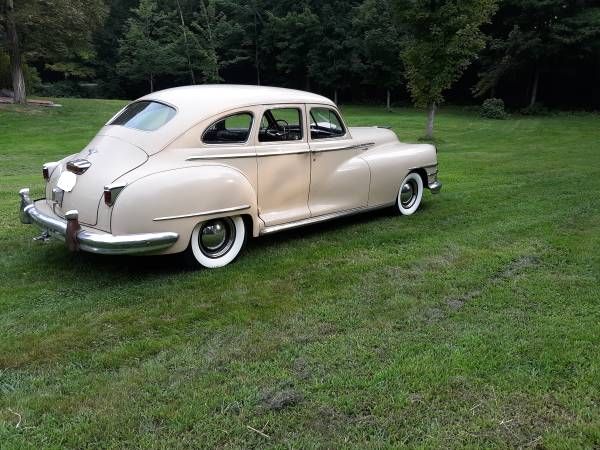 Chrysler-New-yorker-1948-2