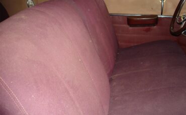 Chrysler-New-yorker-1948-Red-Red-6