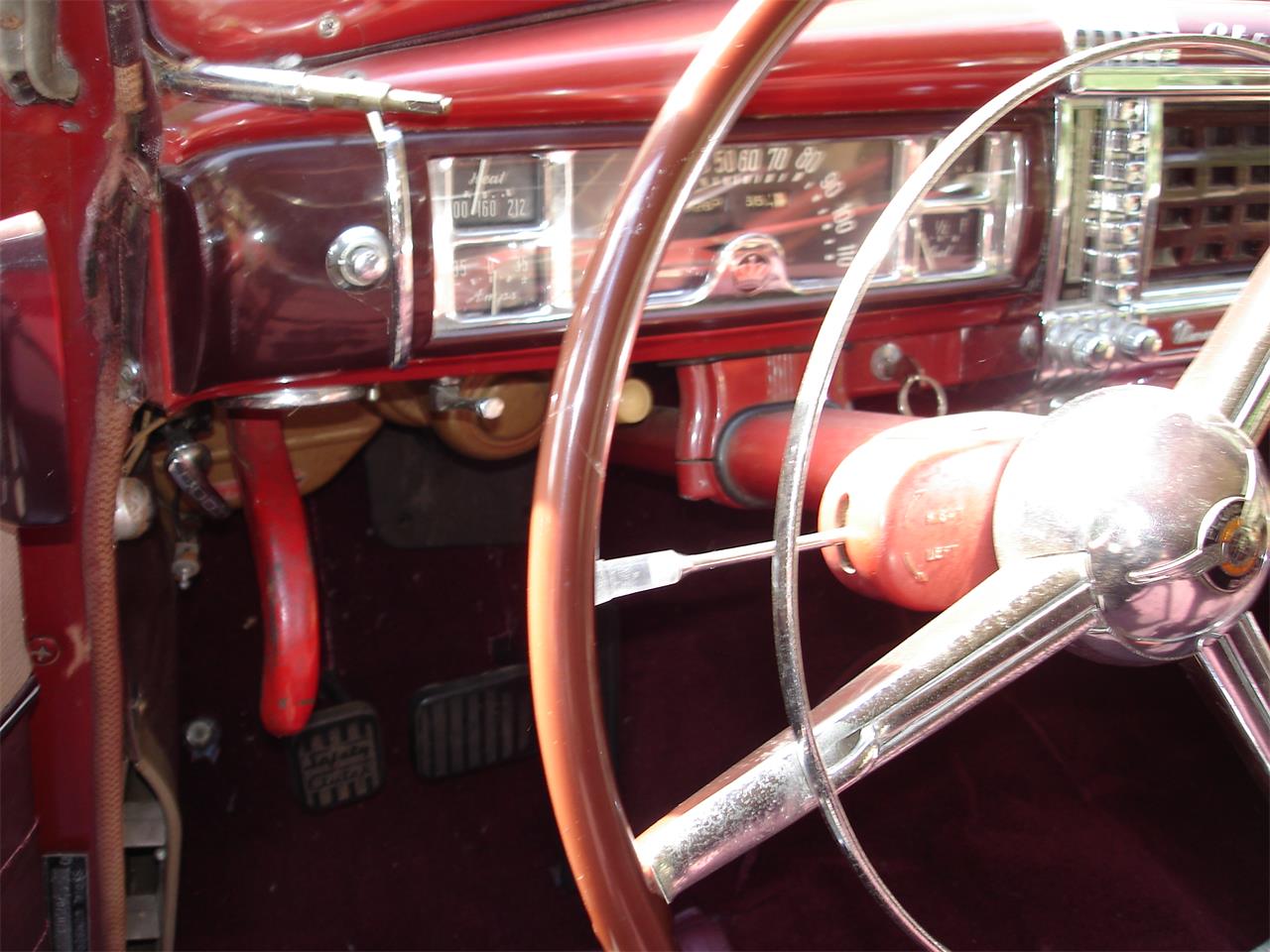 Chrysler-New-yorker-1948-Red-Red-9