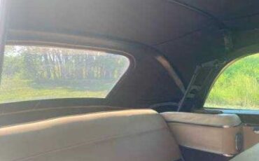 Chrysler-New-yorker-1954-BlackRed-BurgundyBeige-25