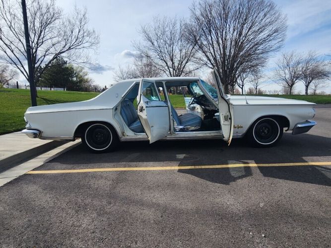 Chrysler-New-yorker-1964-Beige-Blue-10