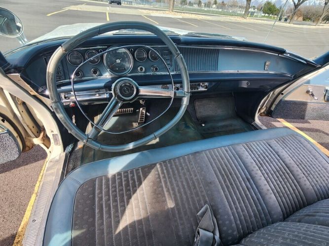 Chrysler-New-yorker-1964-Beige-Blue-7