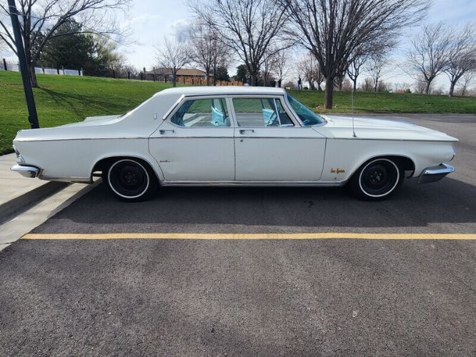 Chrysler-New-yorker-1964-Beige-Blue