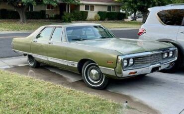 Chrysler-New-yorker-1970-Green-15
