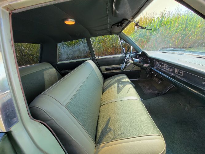 Chrysler-Newport-1966-Dark-Green-2