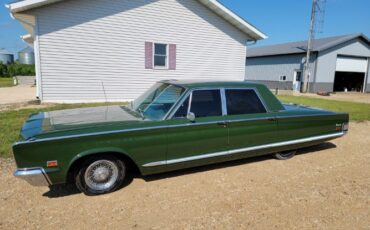 Chrysler-Newport-1966-Dark-Green-6