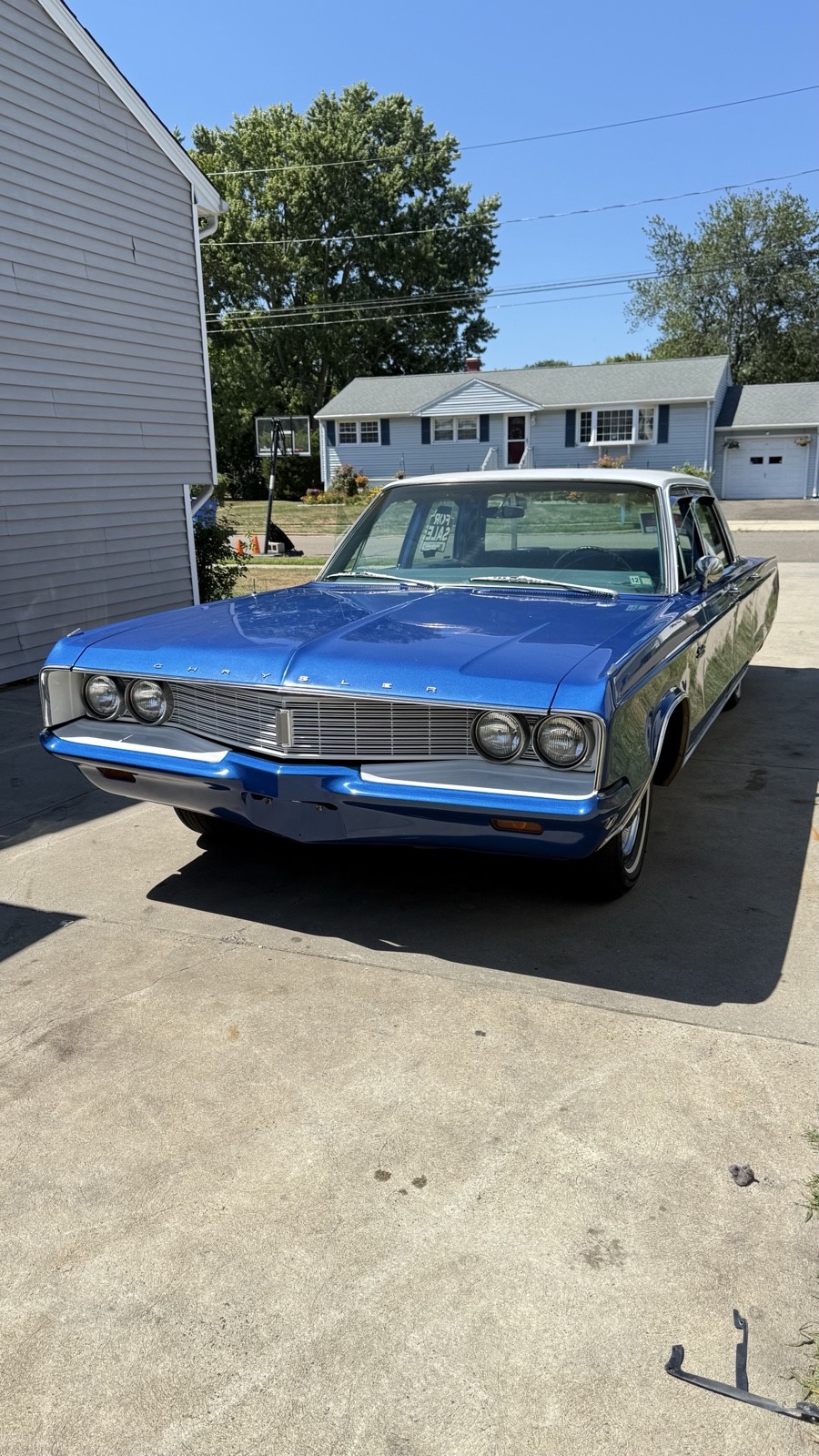 Chrysler-Newport-1968-Sedan