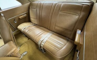 Chrysler-Newport-1969-Crimson-Saddle-18