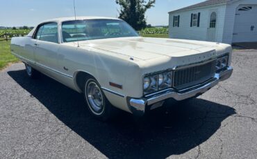 Chrysler-Newport-1973-Coupe-2