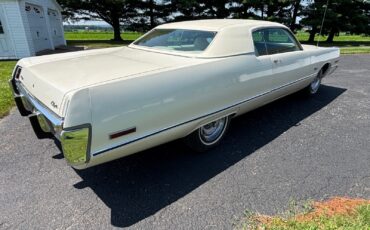 Chrysler-Newport-1973-Coupe-6