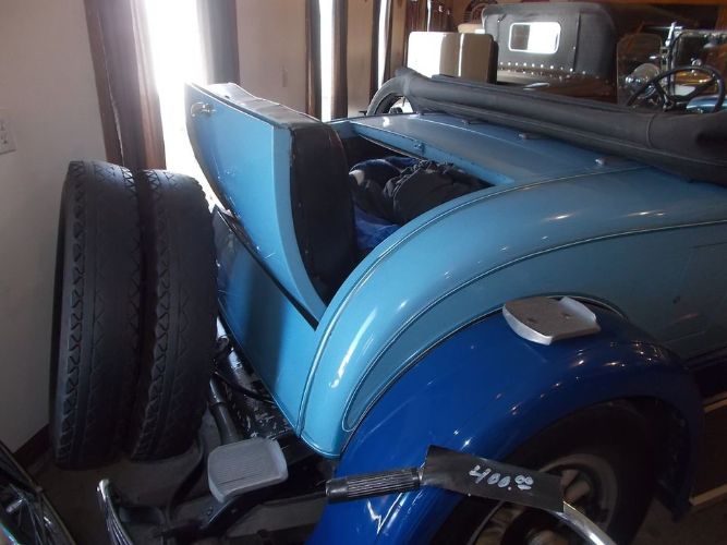 Chrysler-Other-1928-Blue-Blue-13