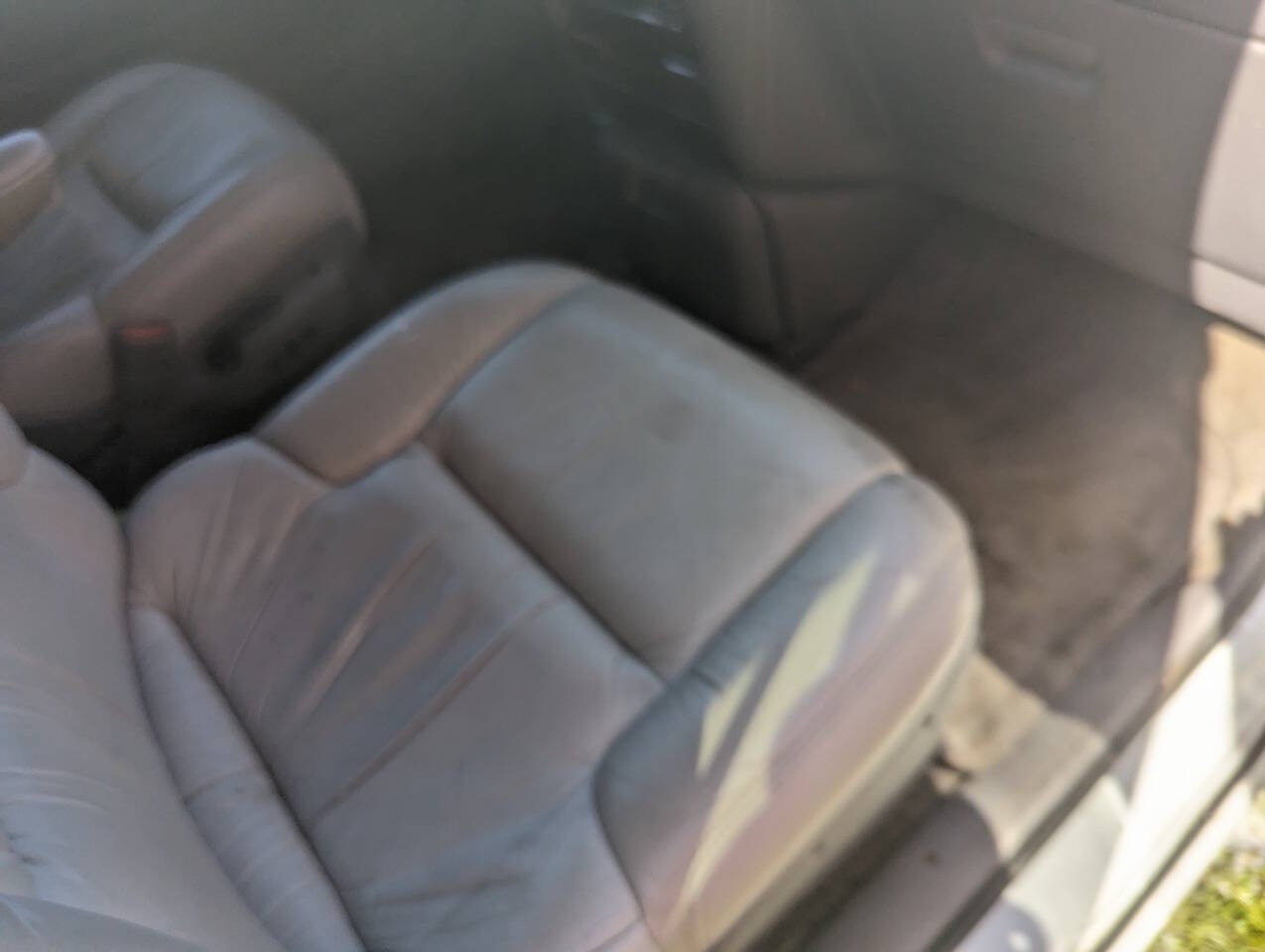 Chrysler-Town-and-Country-1994-Minivan-12