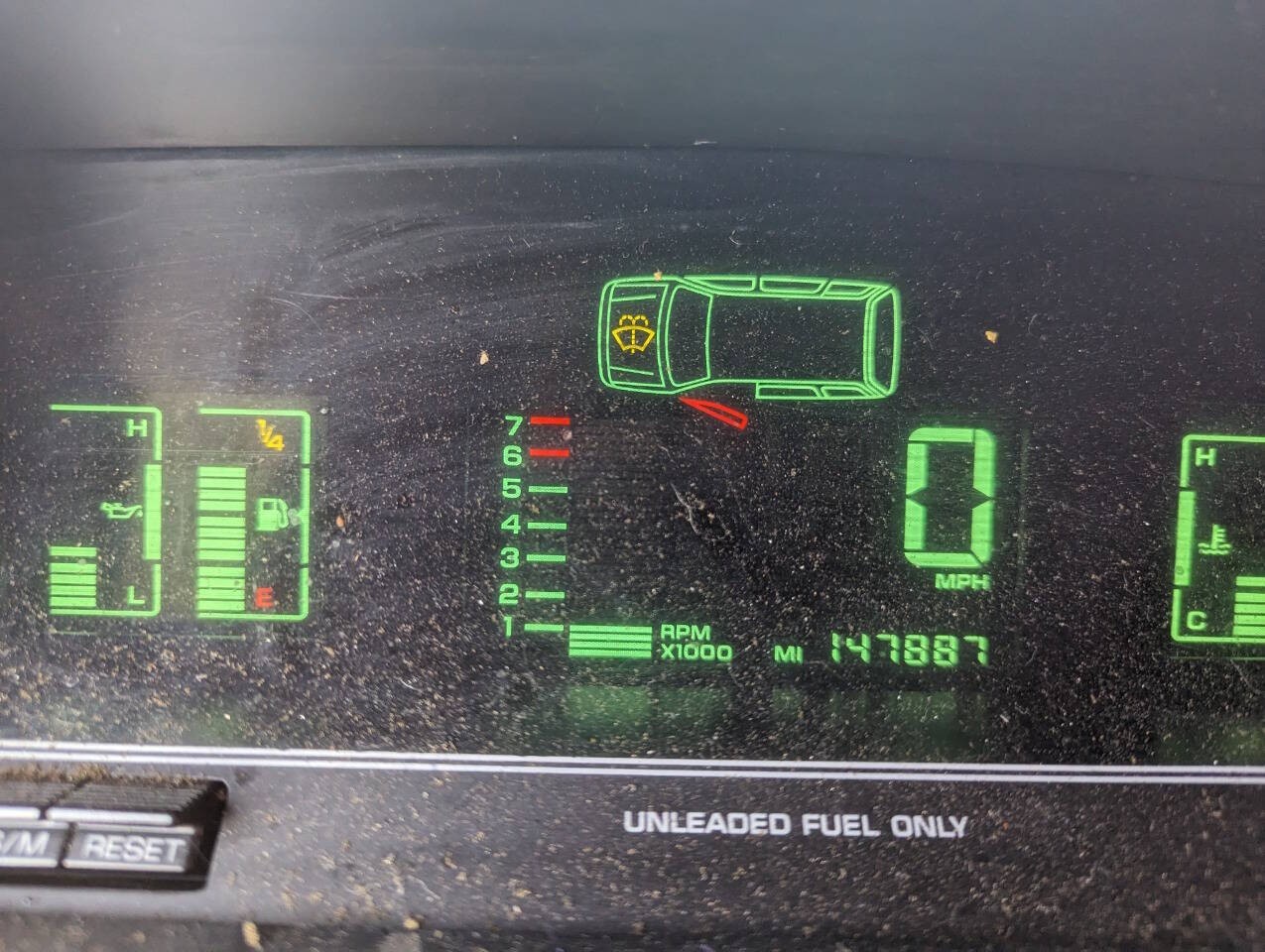 Chrysler-Town-and-Country-1994-Minivan-19