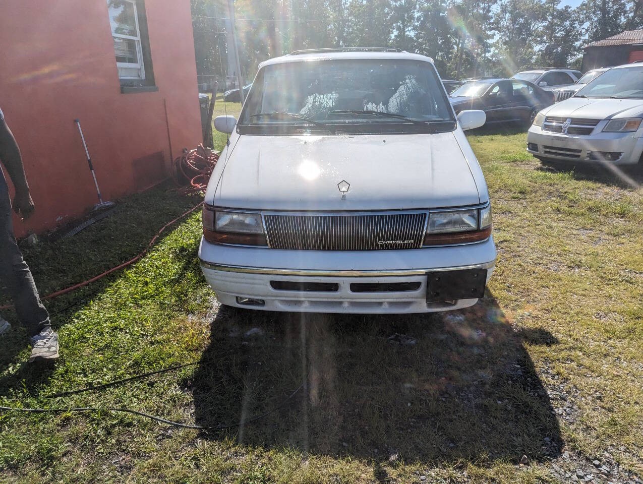 Chrysler-Town-and-Country-1994-Minivan-7