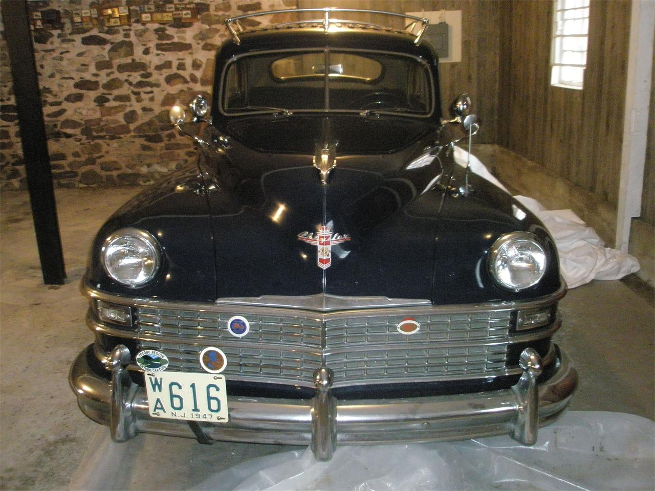 Chrysler-Town-country-1947-Navy-Blue-Highlander-Plaidblu-2