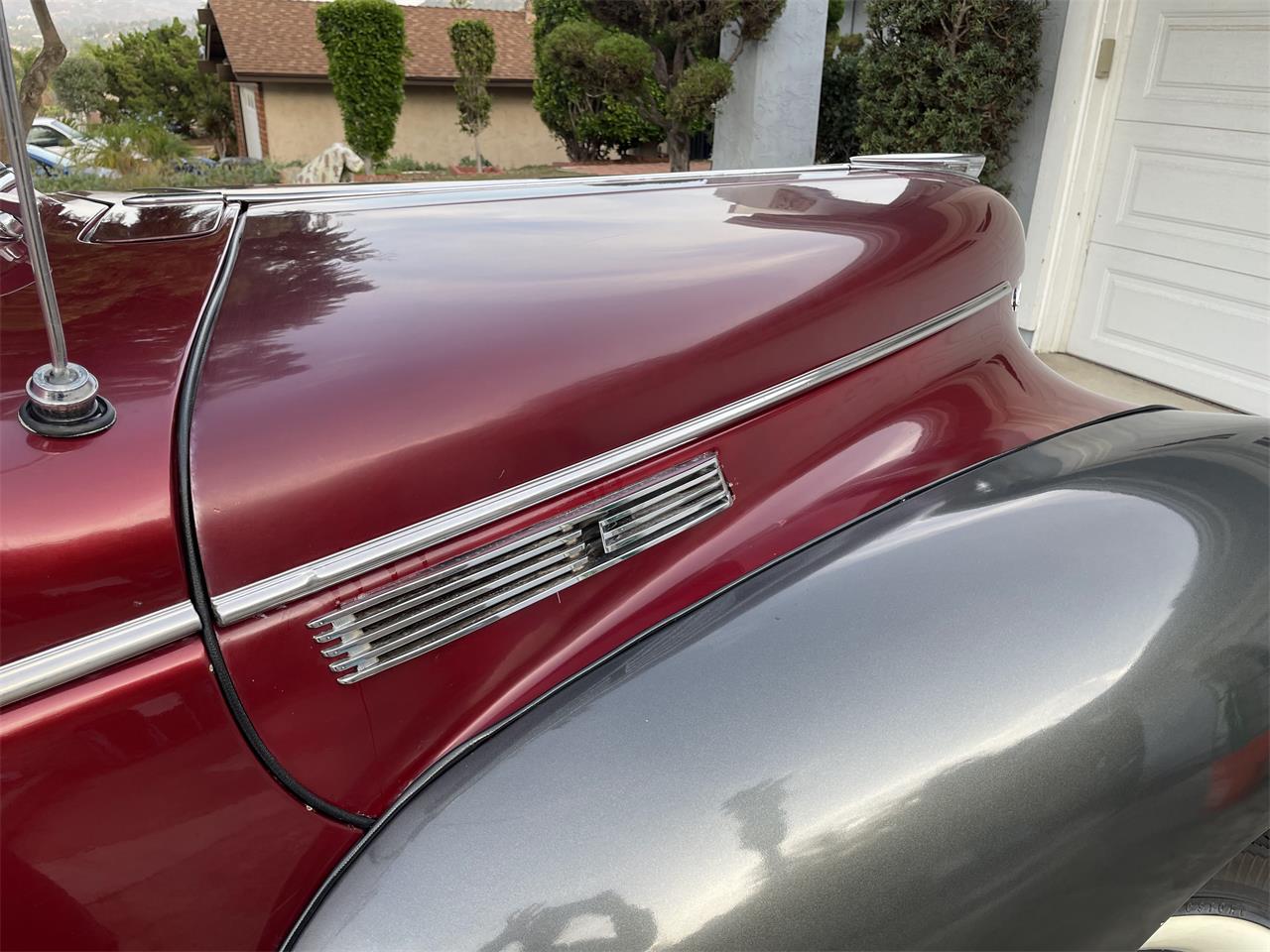 Chrysler-Windsor-1940-Burgandy-Gray-20