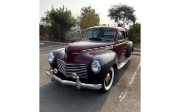 Chrysler-Windsor-1940-Burgandy-Gray-28