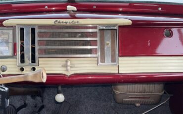 Chrysler-Windsor-1940-Burgandy-Gray-39