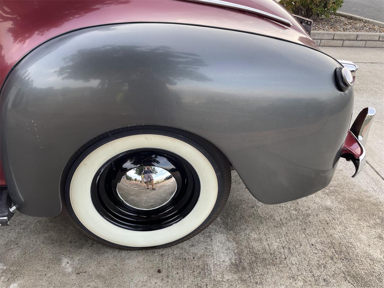 Chrysler-Windsor-1940-Burgandy-Gray-4